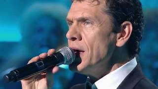 Marc Lavoine  Elle A Les Yeux Revolver Live [upl. by Nyasuh652]