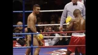 Naseem Hamed vs Steve Robinson [upl. by Anail]