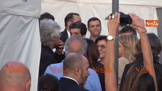 Grillo arriva alla festa M5S a Bocca della Verità [upl. by Allecnirp]