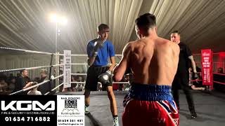 Justin Lyons v JB Fight 10 [upl. by Oribella]