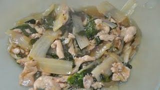 Fricassée de blettes cardes poulet دجاج مشرمل بالسلقة Recettes de Blettes et Poulet [upl. by Enneirda306]