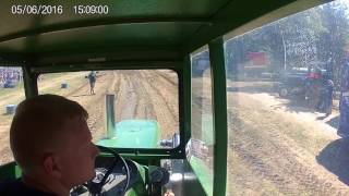 Tractor pulling a Deutz 10006 [upl. by Enogitna]