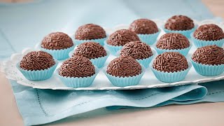 Brigadeiro  Receitas Nestlé [upl. by Evin]