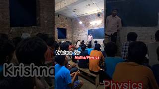 Krishna Sir krishnasir faculty of maths physics krishnafoundationClasses [upl. by Wesley689]