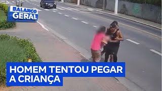 Câmera de segurança flagra tentativa de sequestro de criança na zona norte de São Paulo [upl. by Oiceladni]