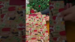 Santa’s Secret Tool 🎅🏻 wrapping christmas christmasgiftwrapping giftideas diy giftwrapping [upl. by Combes]