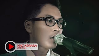 Kerispatih  Lihat Hatiku Official Music Video NAGASWARA music [upl. by Adorl537]