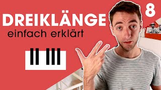 DREIKLÄNGE  Klavier lernen  Akkorde  TheorieBasics 8 [upl. by Eannaj61]