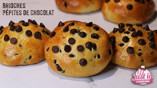 Recette des Brioches aux Pépites de Chocolat [upl. by Otina]