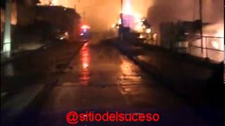 Dramática lucha dio Bomberos de Quilpué tras quedar atrapados en incendio [upl. by Wilterdink]