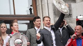 Manuel Neuer lässt es krachen  Meisterfeier FC Bayern 2015 [upl. by Acissaj]