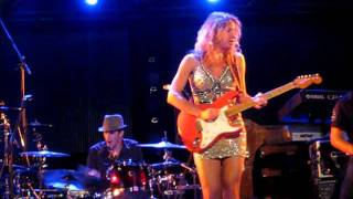 Ana Popovic Solo Blues for M at Tollwood Festival Munich 2011 Live [upl. by Cosette]