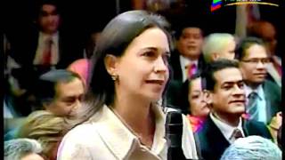 María Corina llama ladrón a chavez en cadena nacional [upl. by Lletnom]