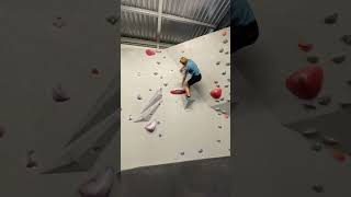 bouldering indoorclimbing indooractivities indoorsports climber climbinggym gymvideosports [upl. by Oreste904]