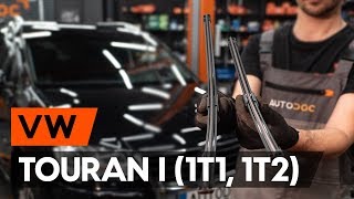 Hoe een ruitenwissers vervangen op een VW TOURAN 1 1T1 1T2 AUTODOCTUTORIAL [upl. by Arahc]