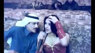 أمير سعودي يرمي الأموال على راقصة [upl. by Muhammad]