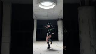 李子璇dance cover《Whiplash》by aespa  Li Zixuan dance kpop kpopcoverdancer dancecover kpopdance [upl. by Merri319]