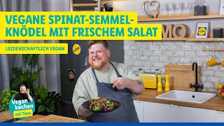 Vegan kochen mit Timo Vegane SpinatSemmelKnödel mit frischem Salat [upl. by Una]