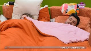 Casal formado João e Carolina passam a noite juntos BB24 [upl. by Oidualc349]