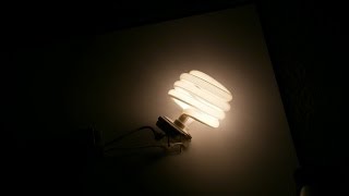 Running a 240V Fluorescent Bulb from 12V DC Scanner Inverter [upl. by Adest]