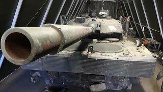 Ремонт механиками России танка Leopard 2A6 Украины [upl. by Aserej]