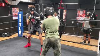 BEGINNER BOXING SPARRING [upl. by Ernestine]