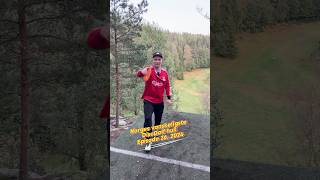 Norges vanskeligste Discgolf hull e 25 discgolf frisbeegolf discgolfnorge [upl. by Leora136]