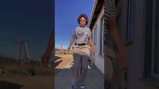 Simple African Dance Moves shortsfeed [upl. by Miquela]