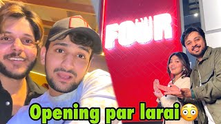 Doston ne New resturant open karliya or meri larai hojati😔  ft All YouTubers in one vlog😍 [upl. by Hart]