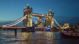 London Evening Walk  Waterloo to Tower Bridge in Autumn 🍂 4K Binaural [upl. by Scrope]