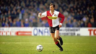 Feyenoord x Liverpool 1983  Amazing goal Johan Cruyff [upl. by Ferro]