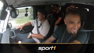 Hier zeigt KevinPrince Boateng Ronaldinho sein Berlin  SPORT1 [upl. by Ramos]