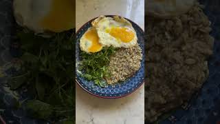 What a dietitian is eating for breakfast to support guthormones savoury oats healthybreakfast [upl. by Antin]