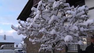 26042016 10 cm Neuschnee in der Eifel im Frühling auf 600m [upl. by Gnahc596]