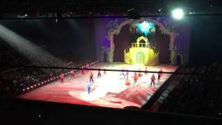 Snow white Aladin Disney on Ice Singapore 2017 [upl. by Takken]