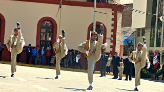 GRAN UNIDAD ESCOLAR SAN CARLOS PUNO DESFILE 22072016 [upl. by Jan711]