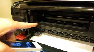 HOW TO CLEAN PRINT HEADS ON A HP PRINTER  FIXED MY PRINTING PROBLEM [upl. by Lemuela]