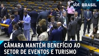 Câmara aprova continuidade de benefício para o setor de eventos  SBT Brasil 230424 [upl. by Gittle]