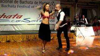 ATACA y LA ALEMANA Show Baby Baby en Bachata con Sentimiento 2012 [upl. by Rexana]