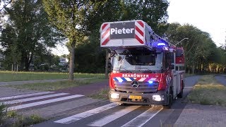 PRIO 1  Brandweer Kazerne Pieter  Autoladder 132651 met Spoed naar Woningbrand Badhoevedorp [upl. by Otnicaj]