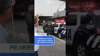 Policial Civil em surto entra armado no aeroporto de Fortaleza [upl. by Ettinger]