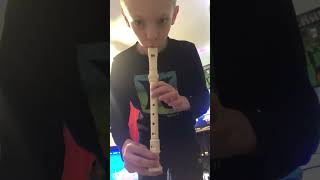 How to play Hot Cross Buns on the recorder [upl. by Nakasuji]