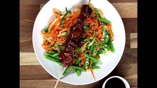 Recette Brochette de porc Teriyaki en salade [upl. by Niamjneb]