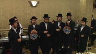 Levy Falkowitz with Shira Choir [upl. by Cranston]