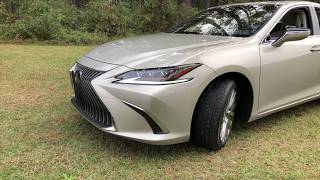 Best Detailed Walkaround 2019 Lexus ES300h ULTRA LUX [upl. by Zaragoza603]