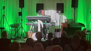 Video 76 Death or Glory Cover by Alun Jeffreys Yamaha Tyros 3 amp 5 [upl. by Barton572]