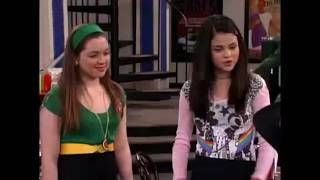 Los hechiceros de Waverly Place 1x4 PARTE 2 Nueva empleada Latino [upl. by Denyse]