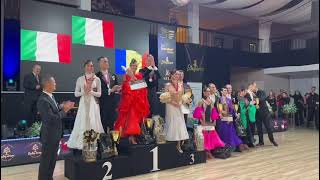 Manuel Guidotti e Silvia Mariotti Campioni del mondo di danze Standard in Slovakia [upl. by Oynotna]