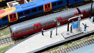 EFE Rail E99939 1938 Tube train is it to scale [upl. by Yelats]