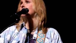 Melissa Etheridge Live and Alone 2009  AWAY [upl. by Nabe]